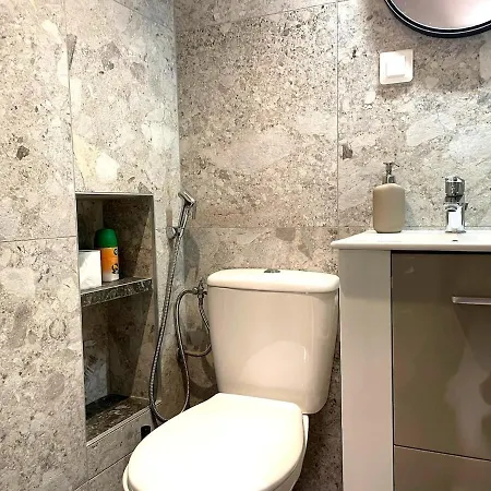 Apartment Menton, Vieille Casa Mila *