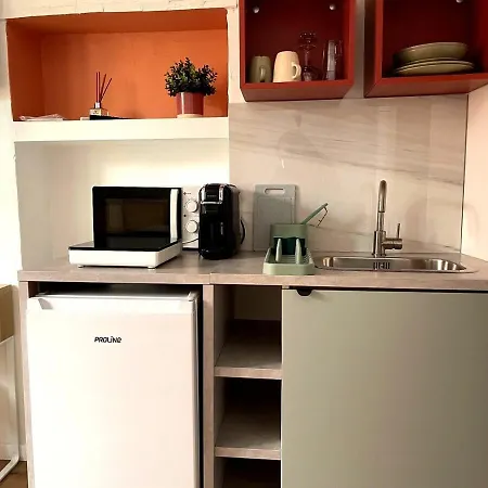 Menton, Vieille Casa Mila Апартаменти