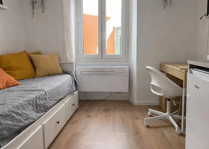 Menton, Vieille Casa Mila